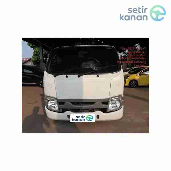 Mobil Isuzu TRAGA PU FLAT DECK M/T 2023