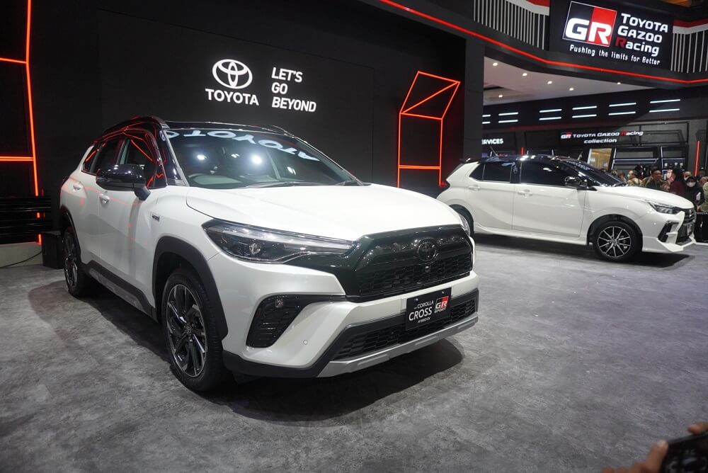 Mobil Hybrid yang Laris di Pasar