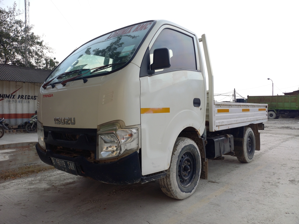 isuzu traga