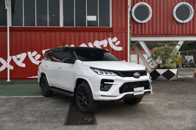 fortuner gr sport 2024