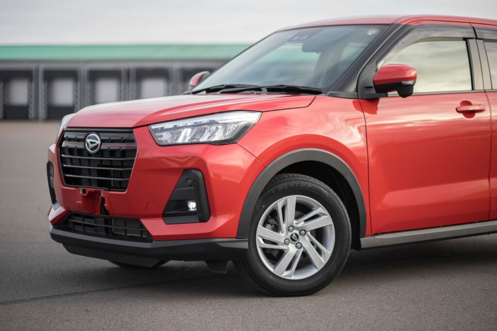 Daihatsu Rocky M Teman Setia untuk Eksplorasi Tempat Wisata di Padang