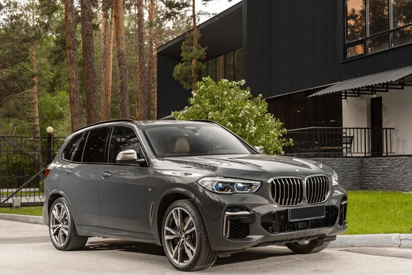 BMW X5 mobil mewah